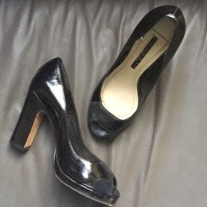 Laundry by Shelli  Segal Black Pumps